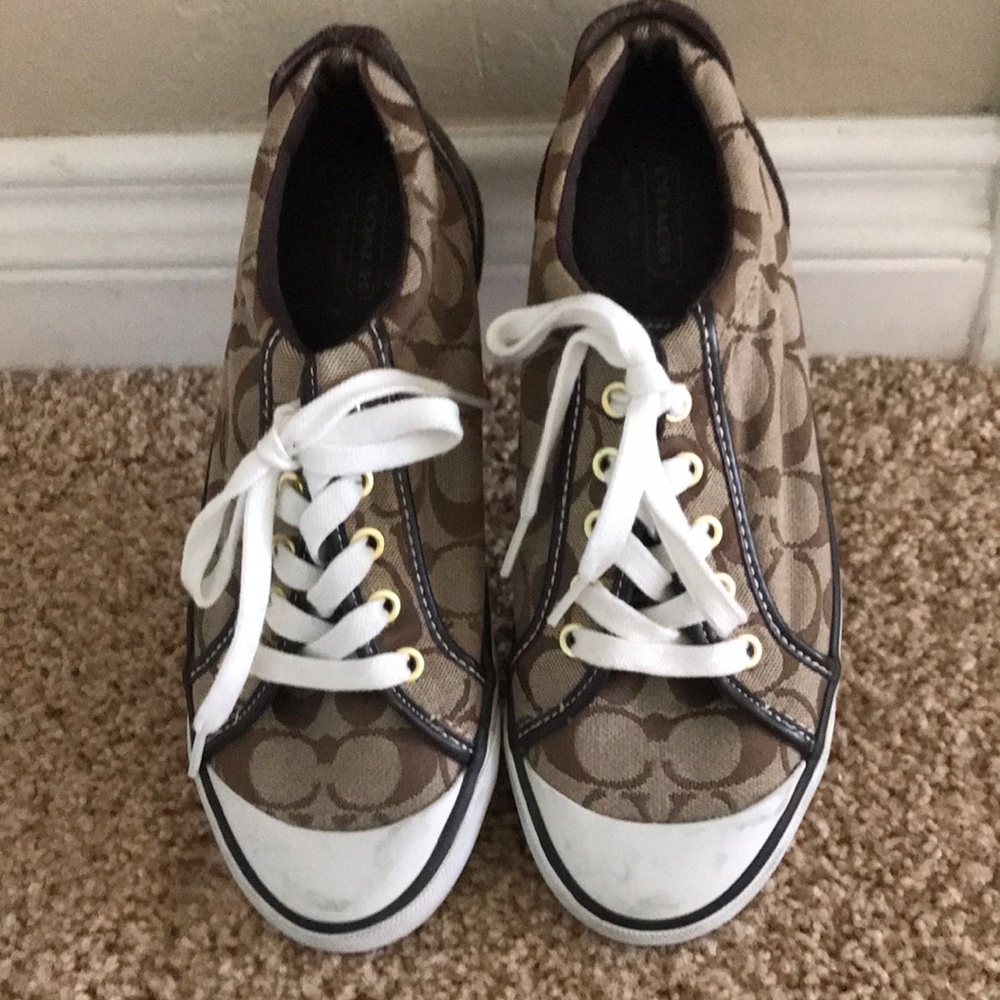 Women’s Coach sneakers in used condition